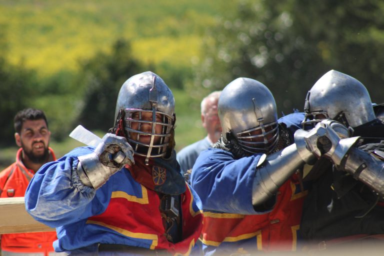 Béhourd — Les Bannerets d’Auvergne